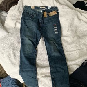 Levi’s 311 Skinny Shaping Jeans